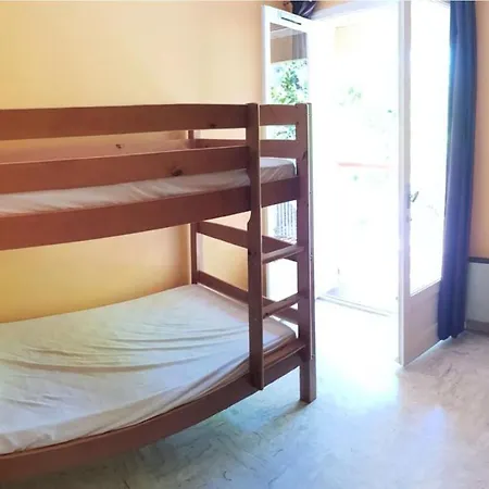 Bagatelle - Budget Proche Entre Amis Et En Famille Mae-7784 *